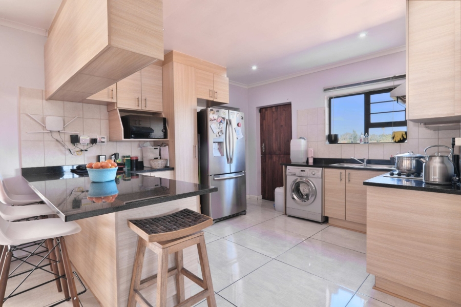 To Let 3 Bedroom Property for Rent in Linton Grange Eastern Cape